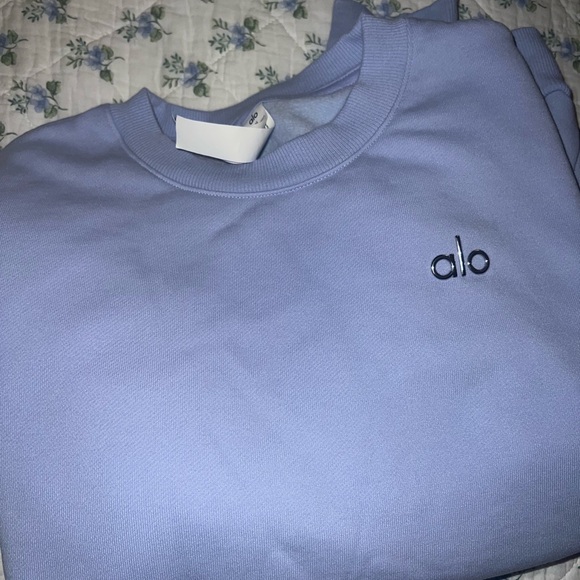 ALO Yoga Sweaters - ALO Yoga Crewneck Sweater